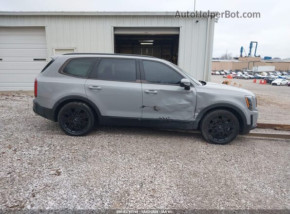 5XYP5DHC8NG314325 2022 KIA TELLURIDE Gray Widok wnętrza z tyłu