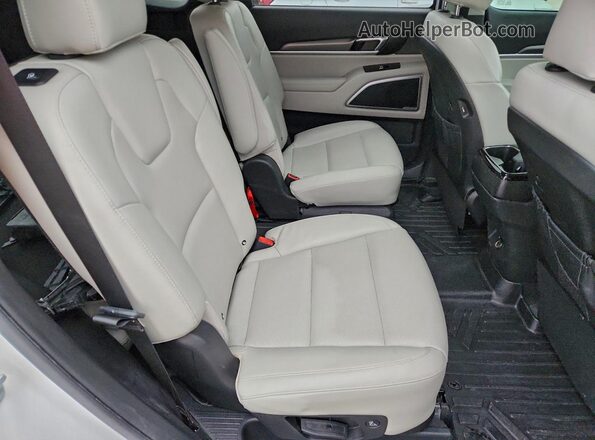 5XYP6DHC0MG144196 2021 KIA TELLURIDE White უკანა სავარძლების ხედი