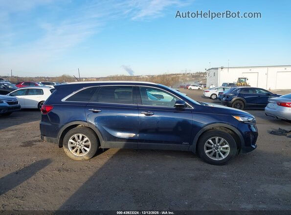 5XYPGDA35LG641055 2020 KIA SORENTO Dark Blue Rear interior view