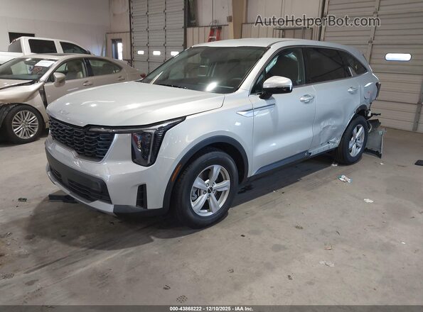 5XYRG4JC2TG419095 2026 KIA SORENTO Gray წინა მარცხენა ხედი სამი მეოთხედიდან