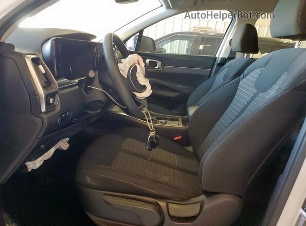 5XYRG4LC0MG067360 2021 KIA SORENTO White 