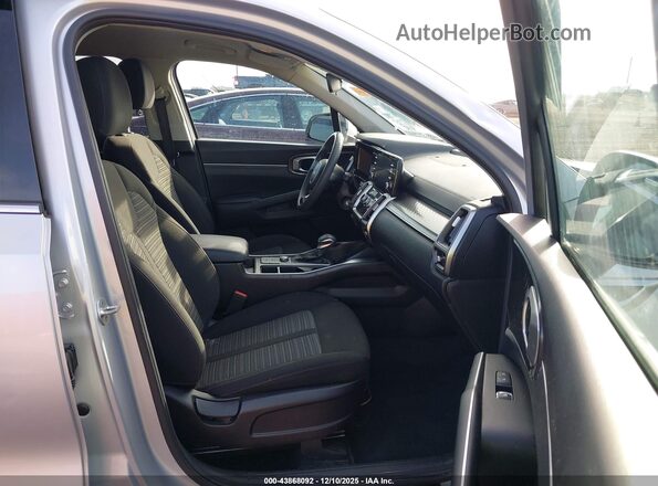 5XYRG4LCXNG083616 2022 KIA SORENTO Silver Սալոնի դիմացի տեսք