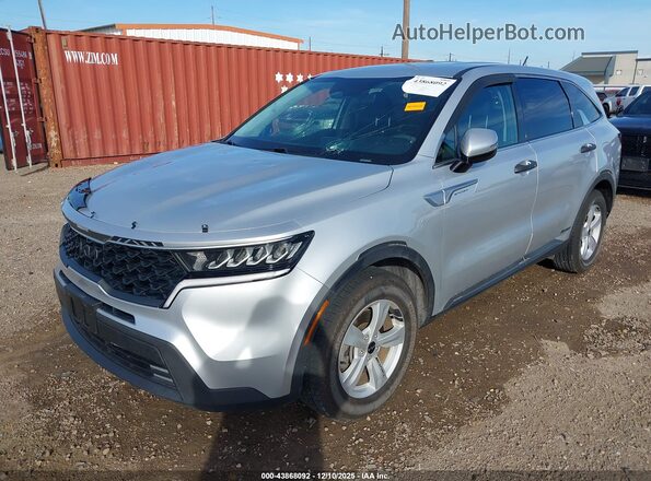 5XYRG4LCXNG083616 2022 KIA SORENTO Silver Առջևի ձախ երեք քառորդ տեսարան