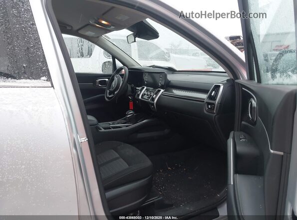 5XYRGDLC6NG075027 2022 KIA SORENTO Silver Սալոնի դիմացի տեսք