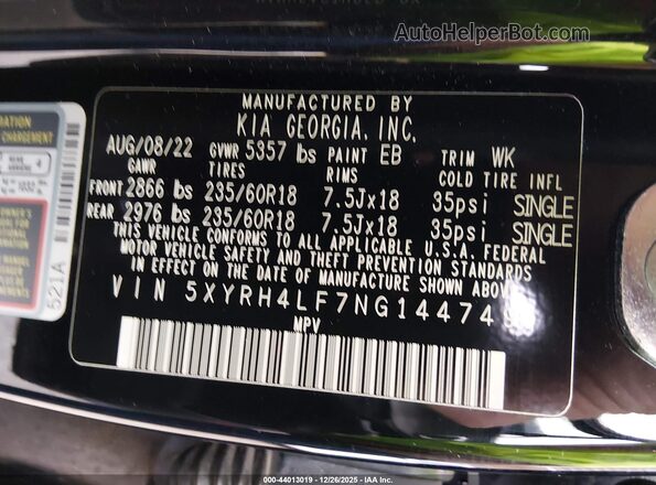 5XYRH4LF7NG144749 2022 KIA SORENTO Black Engine compartment view