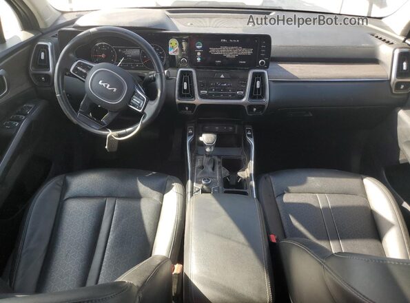 5XYRHDLFXNG153039 2022 KIA SORENTO Green Widok deski rozdzielczej