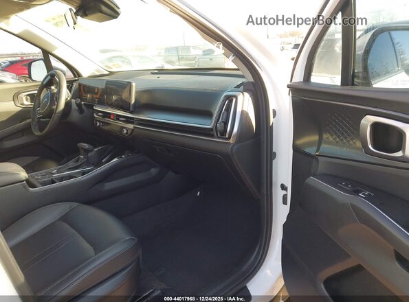 5XYRL4JC5RG277104 2024 KIA SORENTO White Вид салону спереду