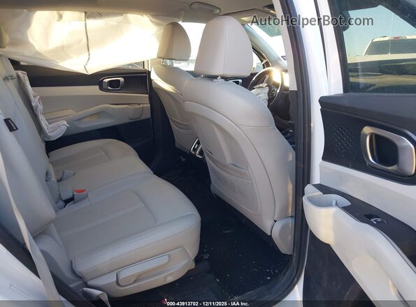 5XYRLDJC3RG302193 2024 KIA SORENTO White VIN sticker view