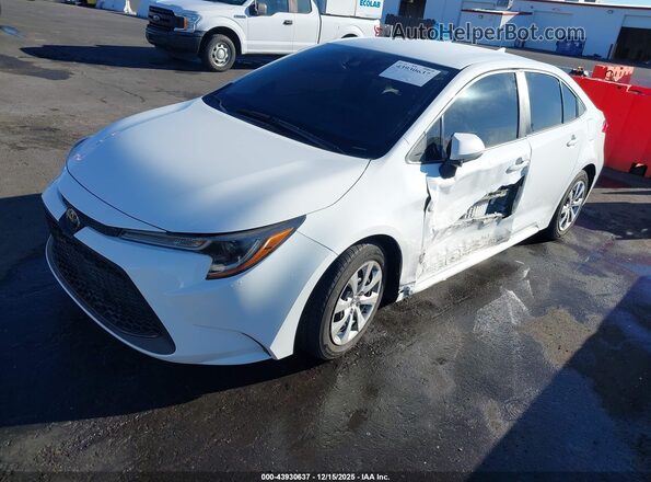 5YFEPMAE2NP337012 2022 TOYOTA LL Белый Вид спереди