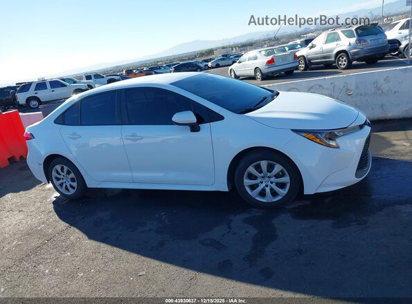 5YFEPMAE2NP337012 2022 TOYOTA LL Белый Вид задней части салона