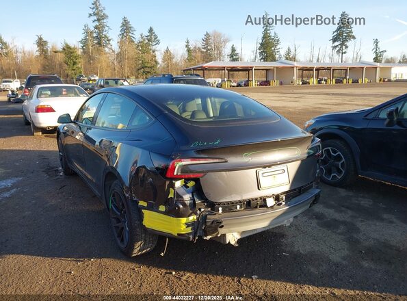 5YJ3E1EA2RF864536 2024 TESLA MODEL 3 Серый Вид спереди