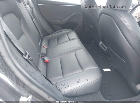 5YJ3E1EA2RF872670 2024 TESLA MODEL 3 Gray VIN sticker view