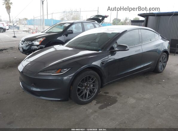 5YJ3E1EA5RF726005 2024 TESLA MODEL 3 Gray Przód lewy