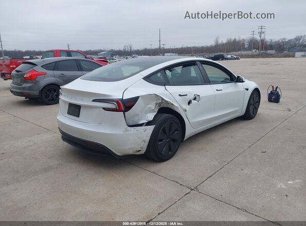 5YJ3E1EA9RF718652 2024 TESLA MODEL 3 White Հետևի աջ