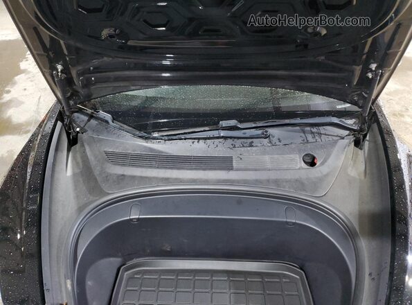 5YJ3E1EB0JF093992 2018 TESLA MODEL Black უკანა სალონის ხედი