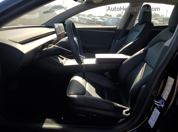 5YJ3E1EB0SF969297 2025 TESLA MODEL Black Вид салону спереду