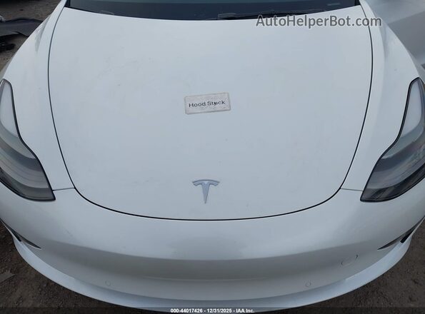 5YJ3E1EB1NF329295 2022 TESLA MODEL 3 White Widok z tyłu