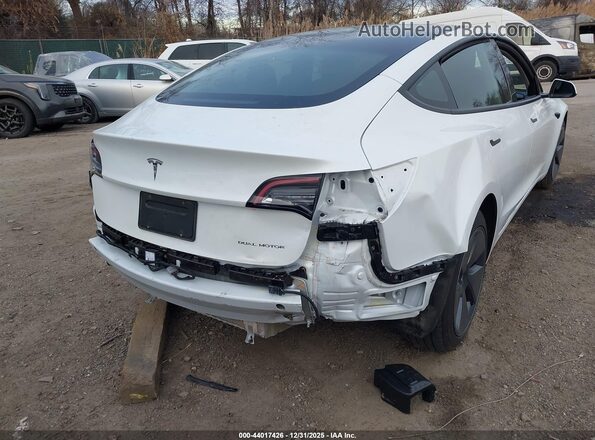 5YJ3E1EB1NF329295 2022 TESLA MODEL 3 White Widok z przodu
