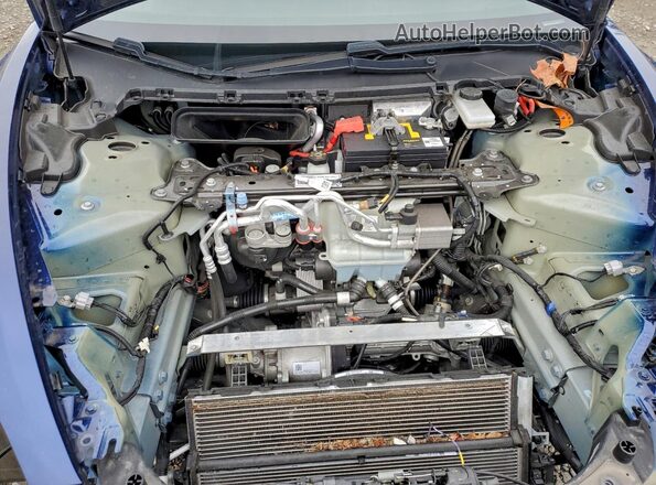 5YJ3E1EB3JF090116 2018 TESLA MODEL Blue 
