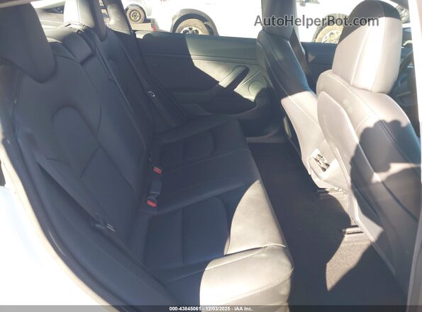 5YJ3E1EB6NF321855 2022 TESLA MODEL 3 White Вид наклейки з VIN-кодом