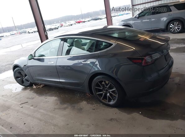 5YJ3E1EB8KF406725 2019 TESLA MODEL 3 Gray 360 interior view