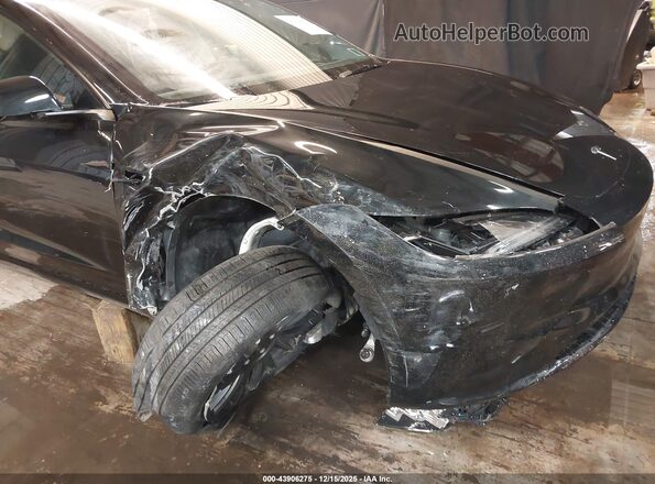 5YJ3E1EBXSF063268 2025 TESLA MODEL 3 Черный Вид спереди