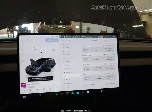 5YJ3E1EBXSF967346 2025 TESLA MODEL 3 Black Widok tylnych siedzeń
