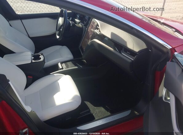 5YJSA1E22LF390658 2020 TESLA MODEL S Red 