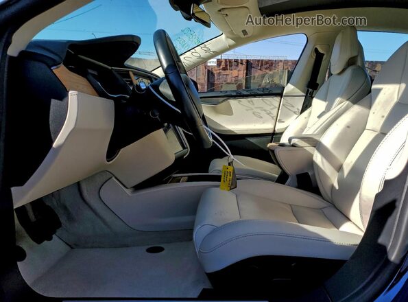 5YJSA1E23JF288041 2018 TESLA MODEL Blue Front interior view