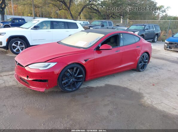 5YJSA1E55MF438892 2021 TESLA MODEL S Красный Передняя левая четверть