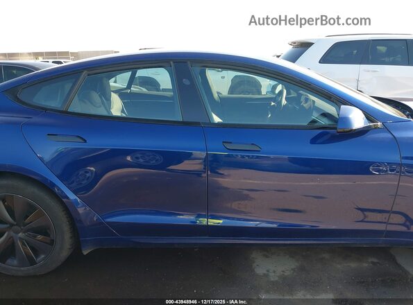 5YJSA1E5XRF536503 2024 TESLA MODEL S Blue 360 interior view