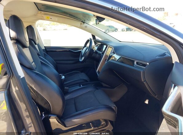 5YJXCBE28GF021119 2016 TESLA MODEL X Серый Вид салона спереди