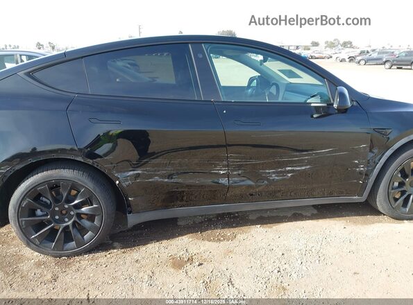 5YJYGDED2MF114042 2021 TESLA MODEL Y Black 