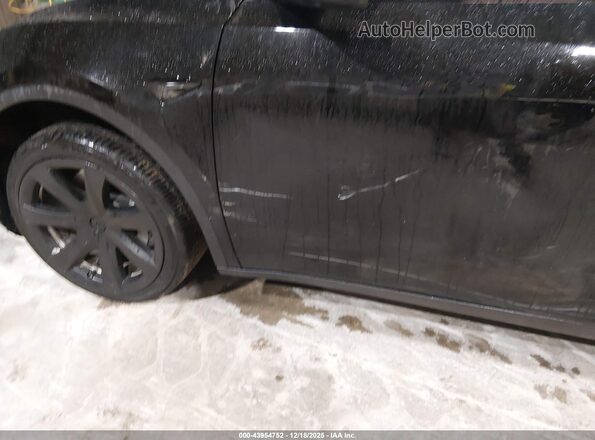 5YJYGDEE0MF268080 2021 TESLA MODEL Y Black Front view