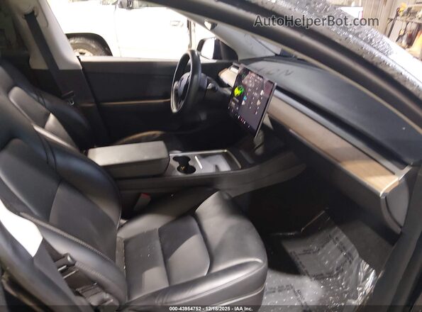 5YJYGDEE0MF268080 2021 TESLA MODEL Y Black Front interior view