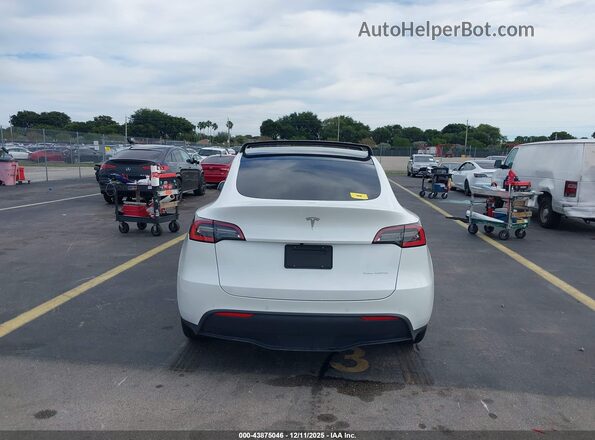 5YJYGDEE1MF077526 2021 TESLA MODEL Y White 