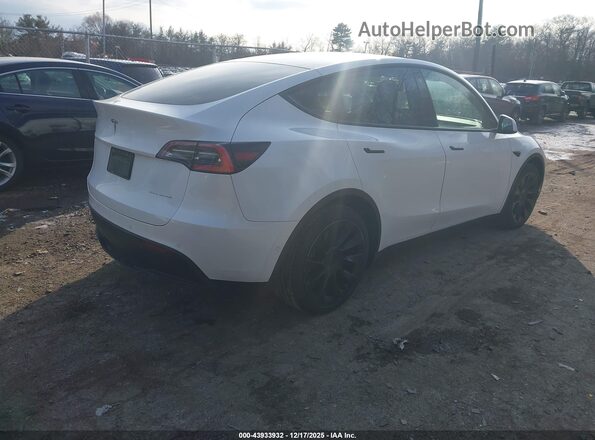 5YJYGDEE3MF076930 2021 TESLA MODEL Y White Հետևի աջ