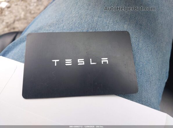 5YJYGDEE3MF255078 2021 TESLA MODEL Y Black Dashboard view