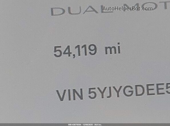 5YJYGDEE5MF072572 2021 TESLA MODEL Y Белый 