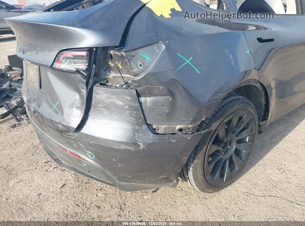 5YJYGDEE6LF020432 2020 TESLA MODEL Y Gray Вид спереду