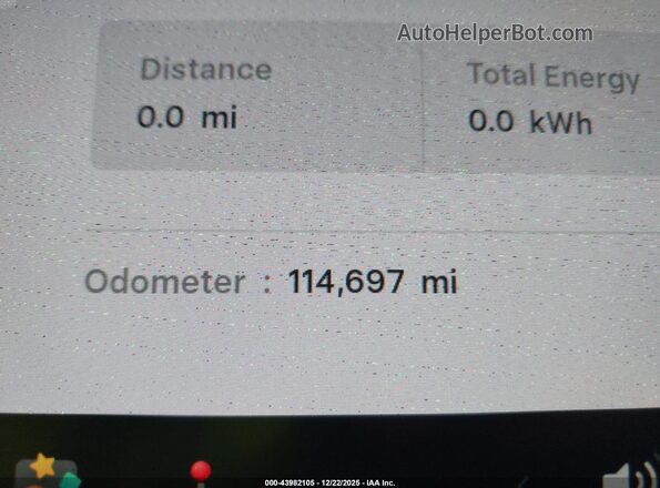 5YJYGDEE7MF138667 2021 TESLA MODEL Y White Widok tylnych siedzeń