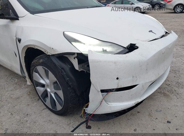 5YJYGDEE7MF138667 2021 TESLA MODEL Y White Widok z przodu