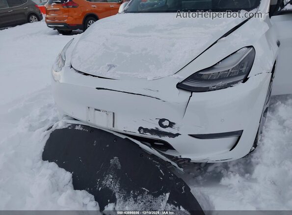 5YJYGDEE9LF044109 2020 TESLA MODEL Y Белый Вид спереди
