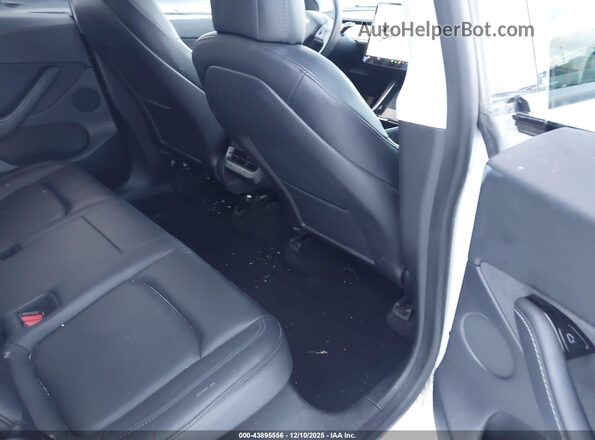 5YJYGDEE9LF044109 2020 TESLA MODEL Y Белый Вид наклейки с VIN-кодом