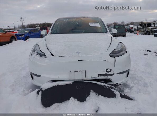 5YJYGDEE9LF044109 2020 TESLA MODEL Y Белый Вид задней части салона