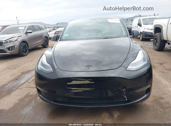 5YJYGDEF5MF266608 2021 TESLA MODEL Y Black Rear interior view