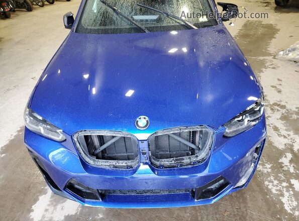 5YM13EC02R9U29340 2024 BMW X3 Синий Вид подкапотного пространства