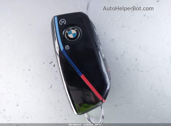 5YM23CS00P9R14356 2023 BMW XM Dark Blue წინა პანელის ხედი