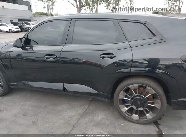5YM23CS00R9U25670 2024 BMW XM Black 