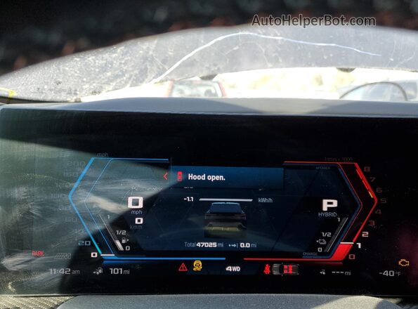 5YM23CS03P9S20969 2023 BMW XM Черный Вид щитка приборов